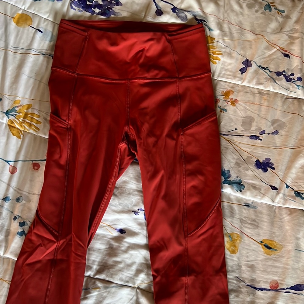 Lululemon leggings